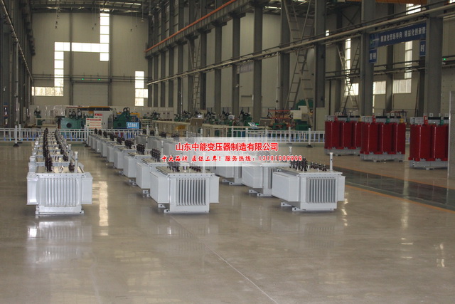 新华S13-800KVA/10KV/0.4KV油浸式变压器